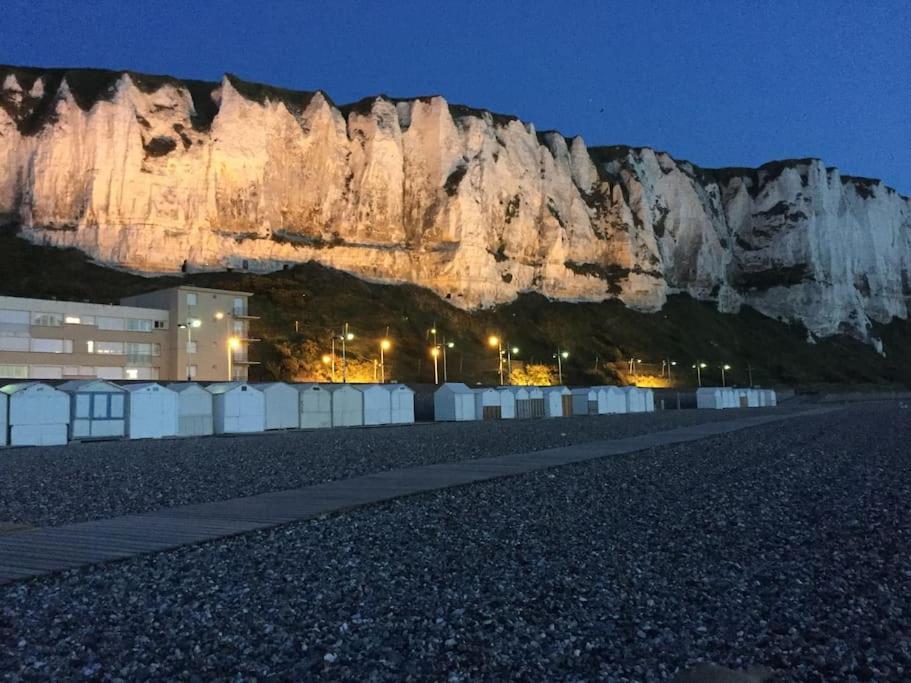 Апартаменти Le 101 - Les Locations Isahora Е (Приморська Сена) Екстер'єр фото